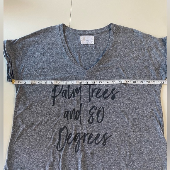 SOL ANGELES Women’s Grey Vneck Short Sleeve T-Shirt - Picture 6 of 8